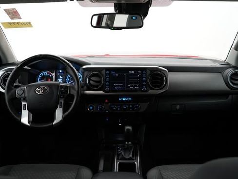 Used 2023 Toyota Tacoma SR5 AWD/4WD image 15