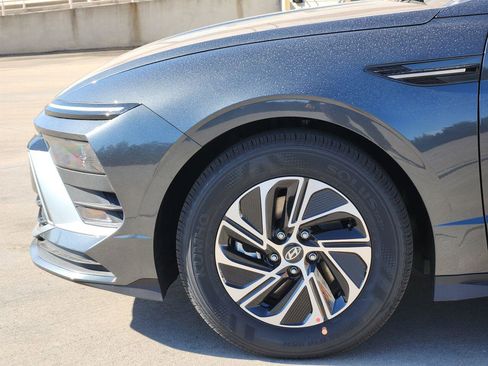 New 2026 Hyundai Sonata Blue image 5