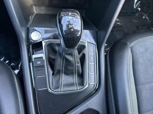 Used 2023 Volkswagen Taos SE image 19