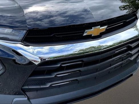 Used 2021 Chevrolet TrailBlazer LS AWD/4WD image 28