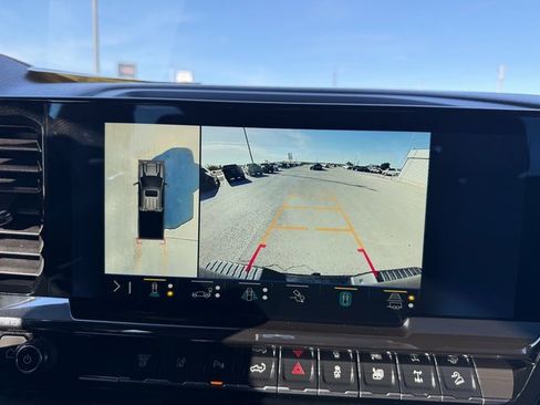 Used 2025 Chevrolet Silverado 2500 ZR2 image 16