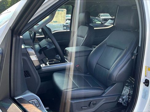 New 2025 Ford F350 Lariat w/ Lariat Ultimate Package image 9