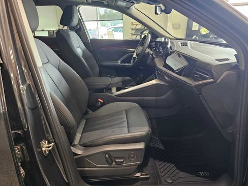 New 2025 Audi Q5 Premium image 11