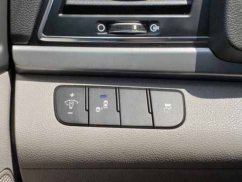 Used 2018 Hyundai Elantra SEL FWD image 20