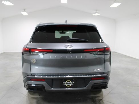 Used 2023 INFINITI QX60 Luxe w/ Vision Package FWD image 8