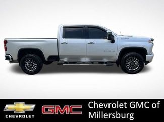 Used 2022 Chevrolet Silverado 3500 High Country w/ Z71 Off-Road Package AWD/4WD video 2
