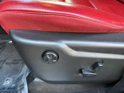 Used 2019 Dodge Durango R/T w/ Blacktop Package image 13