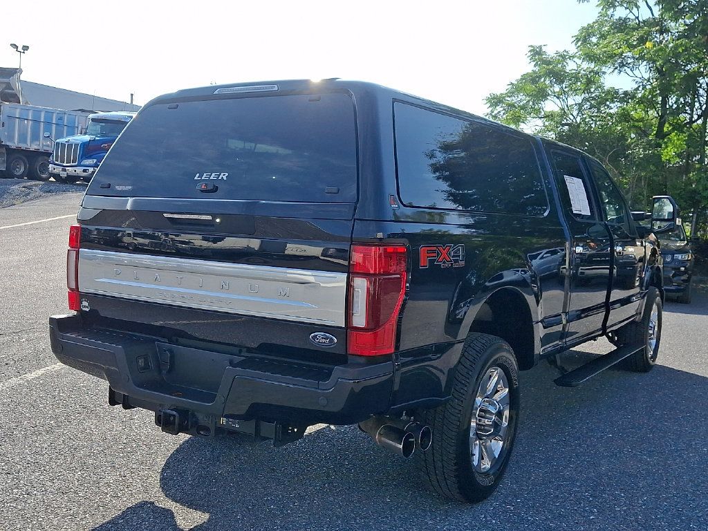 Used 2022 Ford F350 Platinum AWD/4WD image 4