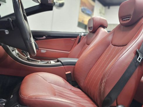 Used 2009 Mercedes-Benz SL 550 image 15