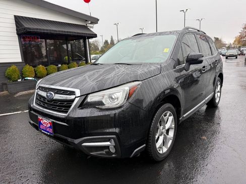 Used 2017 Subaru Forester 2.5i Touring image 2
