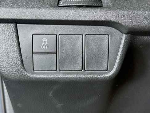 Used 2023 Honda CR-V LX image 17