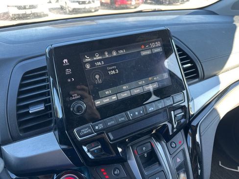 Certified 2021 Honda Odyssey Touring image 46