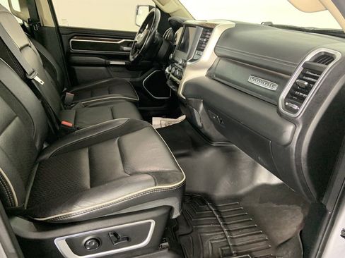 Used 2020 RAM 1500 Laramie image 16
