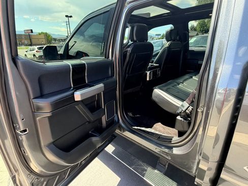 Used 2020 Ford F150 Platinum w/ Equipment Group 701A Luxury AWD/4WD image 22