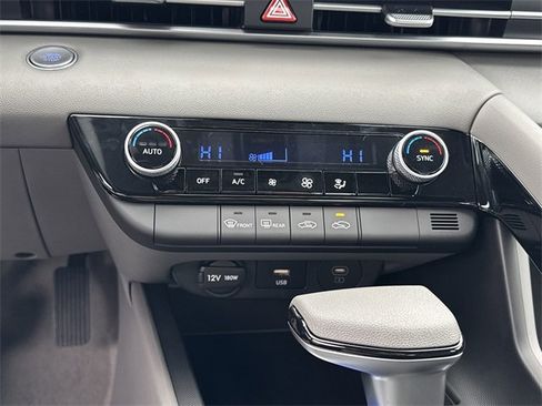 New 2026 Hyundai Elantra Blue image 30