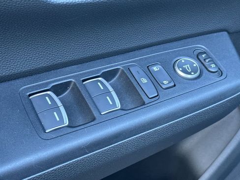 Used 2024 Honda CR-V EX-L image 13