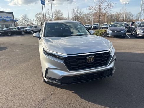 Used 2025 Honda CR-V LX image 3