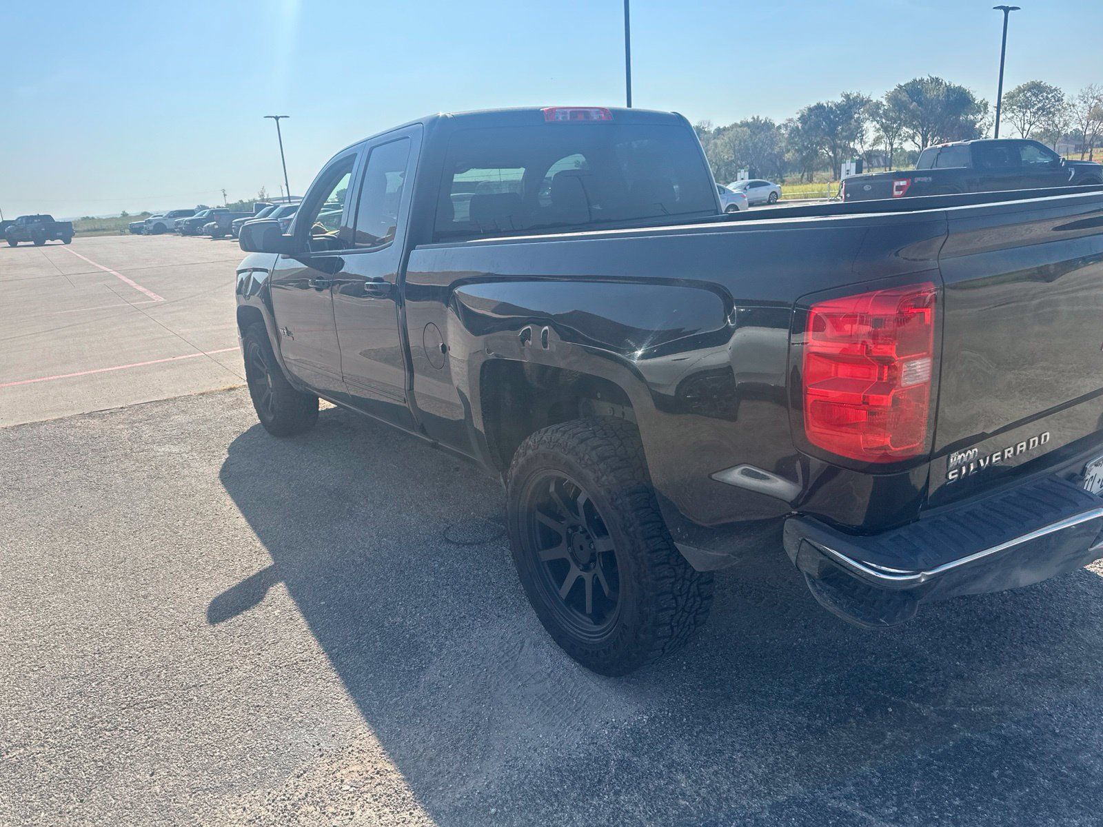 Used 2015 Chevrolet Silverado 1500 LT w/ Texas Edition, 1LT Trim RWD image 3