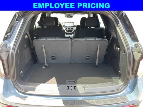New 2026 Ford Explorer ST-Line w/ ST-Line Street Pack AWD/4WD image 5