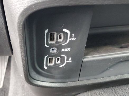 Used 2024 RAM 2500 Big Horn w/ Bed Utility Group image 23