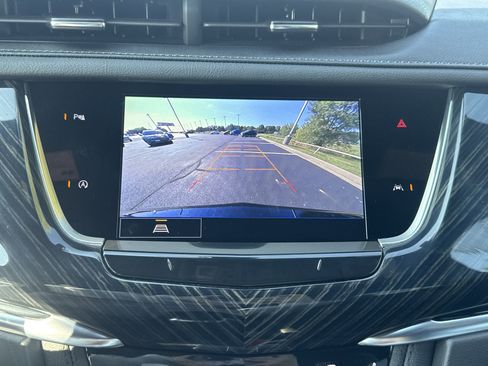 Certified 2025 Cadillac XT6 Premium Luxury image 17