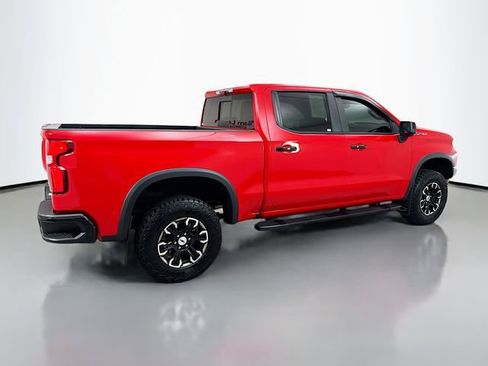 Used 2023 Chevrolet Silverado 1500 ZR2 w/ Technology Package image 7