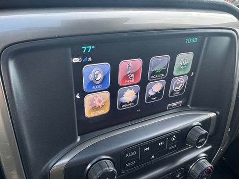 Used 2018 Chevrolet Silverado 1500 High Country AWD/4WD image 2