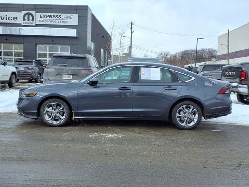 Used 2024 Honda Accord EX image 19