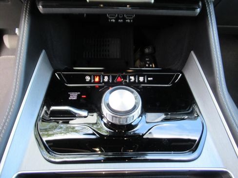 New 2026 Jeep Grand Wagoneer Limited image 25