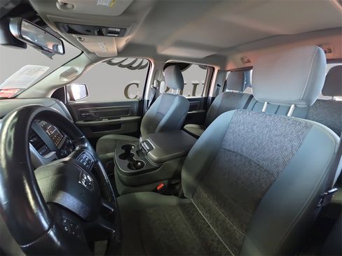 Used 2018 RAM 1500 Big Horn image 11