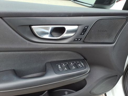 Certified 2022 Volvo S60 B5 R-Design image 14