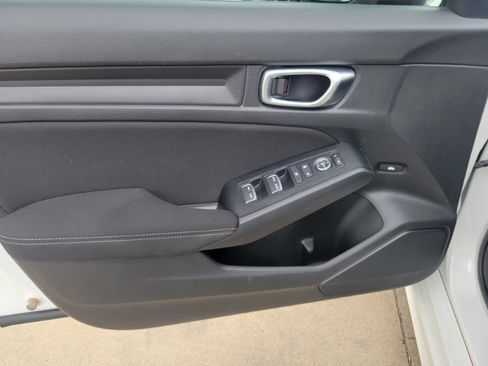 Used 2024 Honda Civic Sport image 11