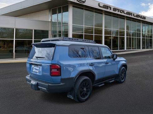 Used 2024 Toyota Land Cruiser image 3