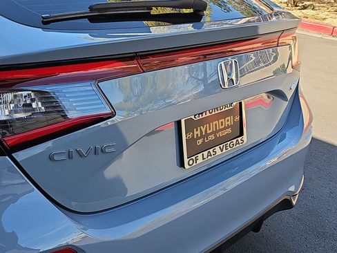 Used 2024 Honda Civic Sport image 11