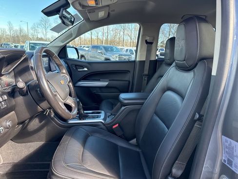 Used 2020 Chevrolet Colorado ZR2 w/ Colorado ZR2 Bison Edition image 9