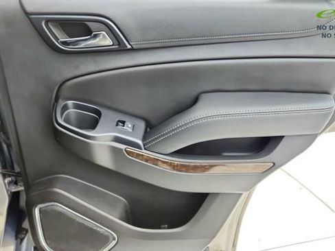 Used 2018 Chevrolet Tahoe LS w/ All-Season Package image 27