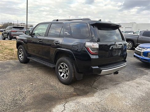 Certified 2024 Toyota 4Runner TRD Off-Road Premium image 2