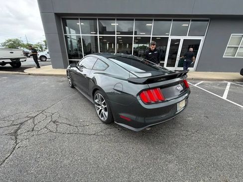 Used 2015 Ford Mustang Premium RWD image 10