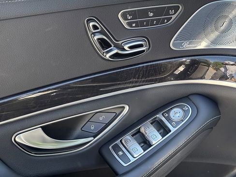 Used 2019 Mercedes-Benz S 560 Sedan image 12