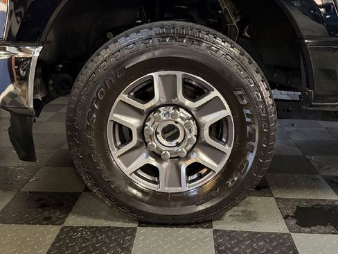 Used 2023 Ford F350 Lariat w/ Lariat Ultimate Package image 38