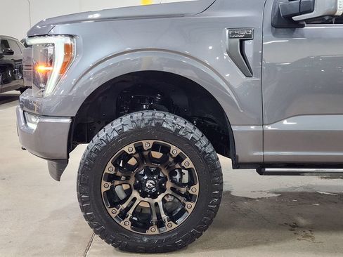 Used 2021 Ford F150 Lariat w/ Equipment Group 502A High AWD/4WD image 5