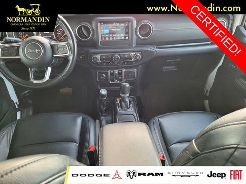 Certified 2018 Jeep Wrangler Unlimited Sahara w/ LED Lighting Group AWD/4WD image 6