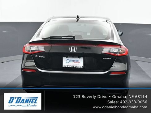 Used 2023 Honda Civic Sport image 5