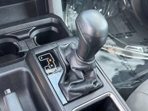 Used 2022 Toyota Tacoma SR RWD image 20