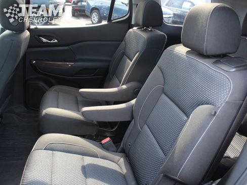 Certified 2023 GMC Acadia SLE w/ Driver Convenience Package image 21