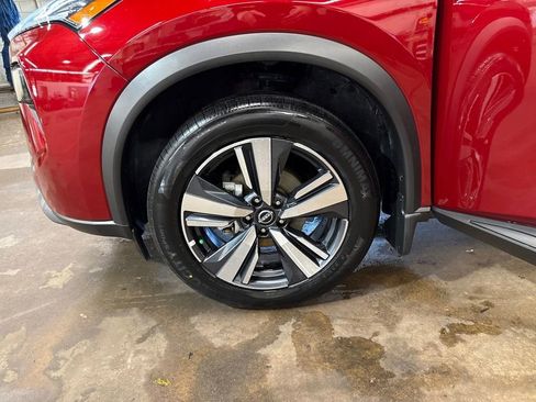 Certified 2024 Nissan Rogue SL w/ SL Premium Package image 29