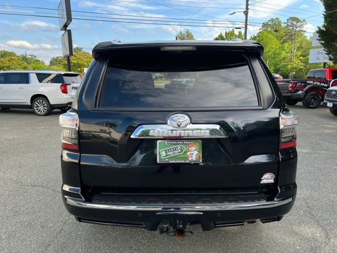 Used 2023 Toyota 4Runner Limited AWD/4WD image 5