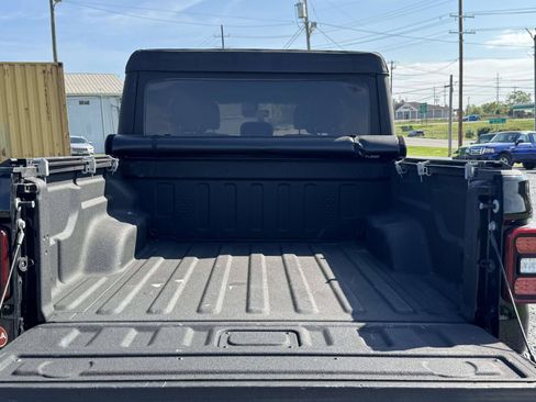 Used 2021 Jeep Gladiator Sport w/ Quick Order Package 24Q 80Th AWD/4WD image 21