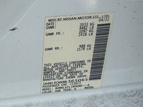 Used 2022 Nissan Altima 2.5 SR w/ Midnight Edition Package AWD/4WD image 38