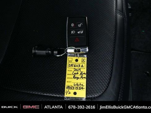 Used 2019 Land Rover Range Rover Long Wheelbase Supercharged image 39